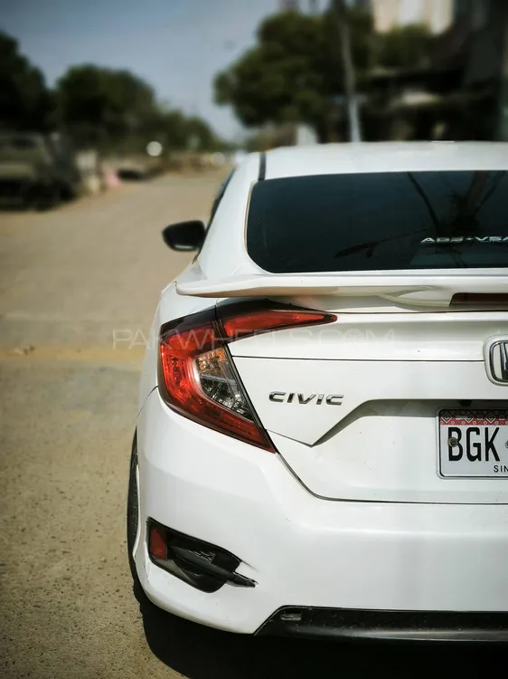 Honda Civic 2016 for Sale in Karachi Image-1