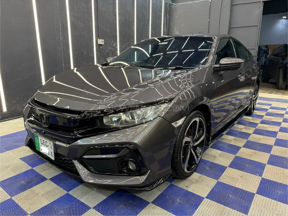 Honda Civic 2018 for Sale in Lahore Image-1