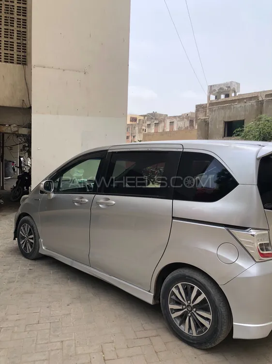 ہونڈا فریڈ 2013 for Sale in کراچی Image-1