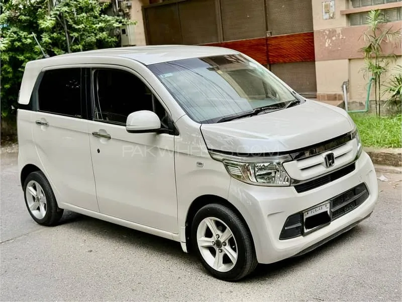 Honda N Wgn 2017 for Sale in Lahore Image-1