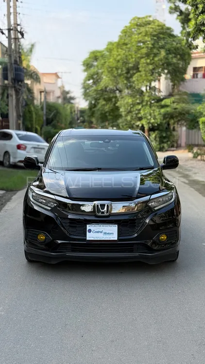 Honda Vezel 2019 for Sale in Lahore Image-1