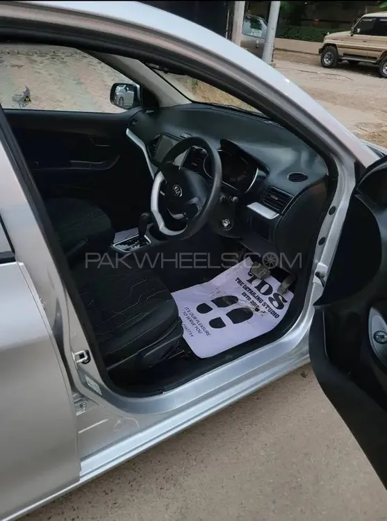 KIA Picanto 2023 for Sale in Karachi KIA Picanto 2023 for Sale in Karachi Image-5