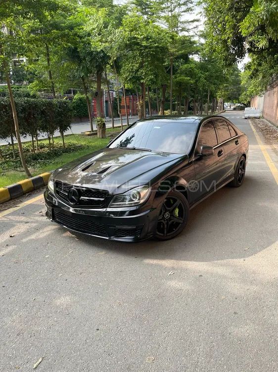 Mercedes Benz C Class 2010 for Sale in Lahore Image-1
