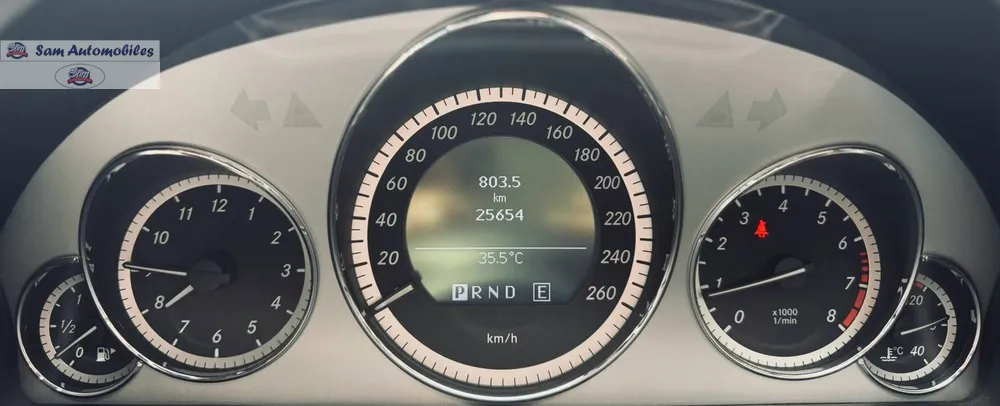 Mercedes Benz E Class 2011 for Sale in Karachi Mercedes Benz E Class 2011 for Sale in Karachi Image-11