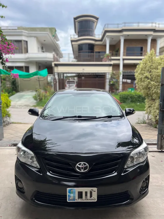 Toyota Corolla 2011 for Sale in Islamabad Image-1