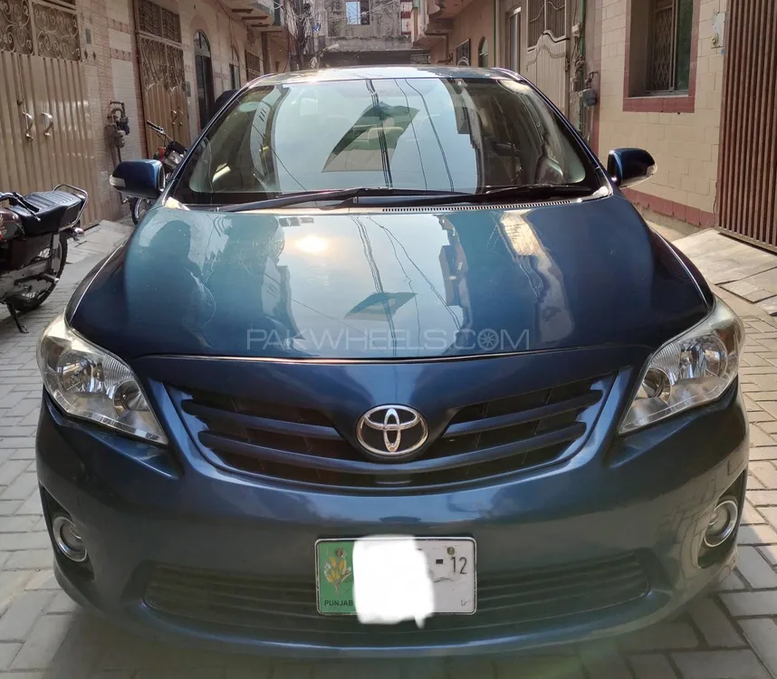Toyota Corolla 2012 for Sale in Lahore Image-1