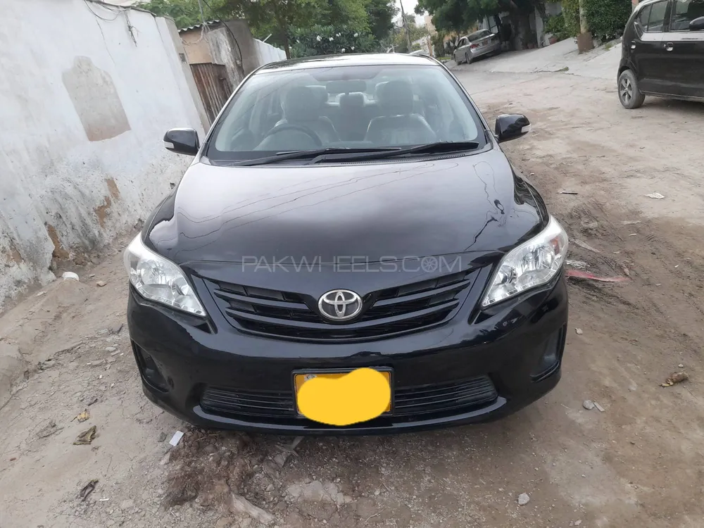 Toyota Corolla 2012 for Sale in Karachi Image-1