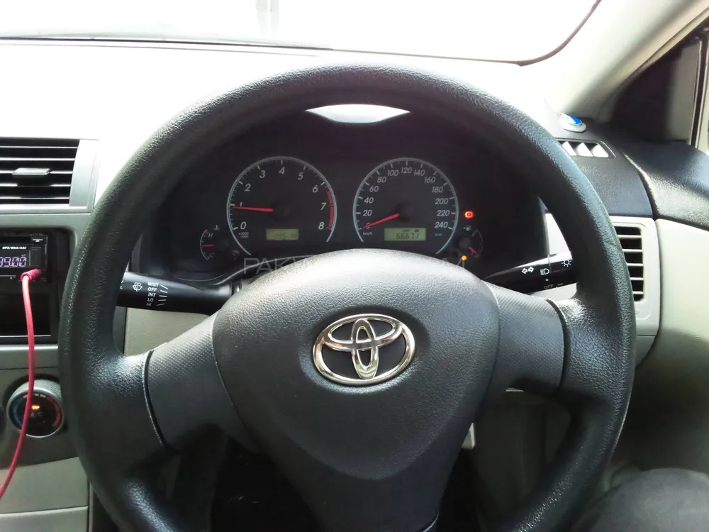 Toyota Corolla 2012 for Sale in Islamabad Image-1