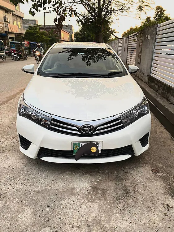 Toyota Corolla 2015 for Sale in Gujranwala Image-1