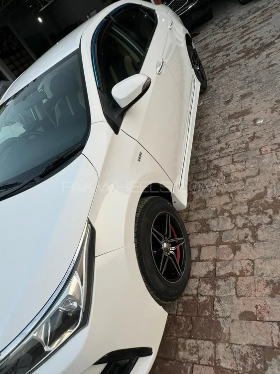 Toyota Corolla 2019 for Sale in Multan Image-1
