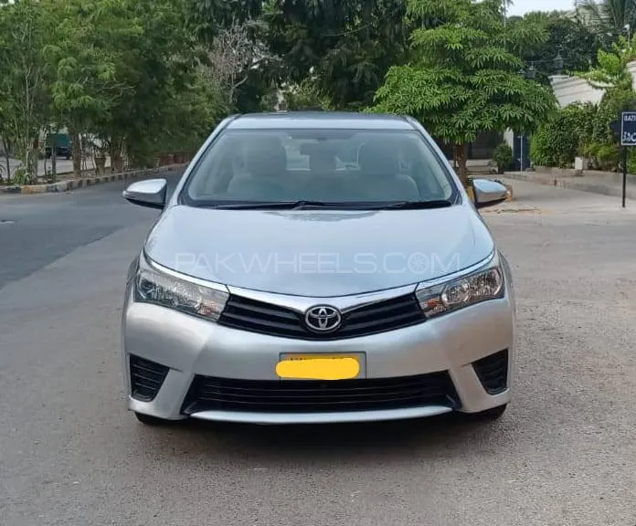 Toyota Corolla 2017 for Sale in Karachi Image-1