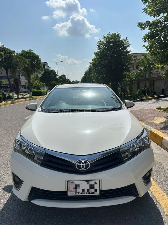 Toyota Corolla 2017 for Sale in Islamabad Image-1