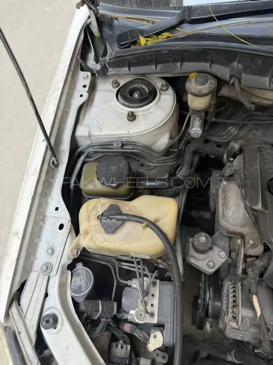 Toyota Corolla 2004 for Sale in Peshawar Image-1