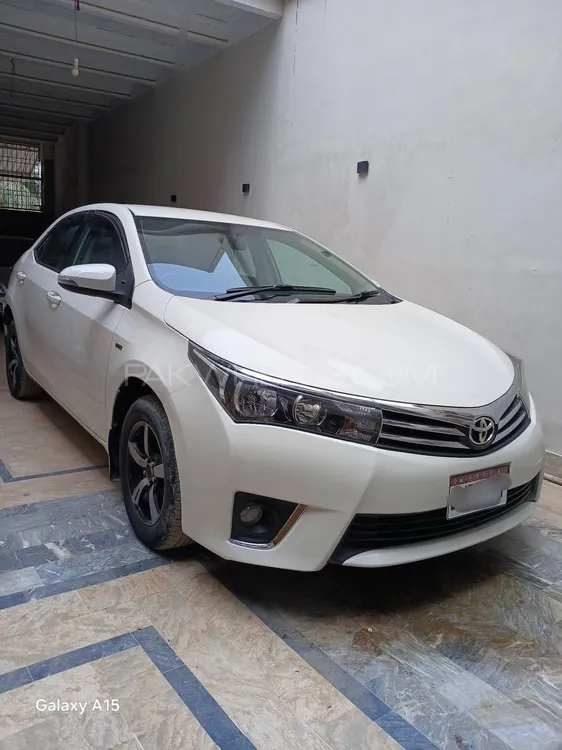 Toyota Corolla 2017 for Sale in Karachi Image-1