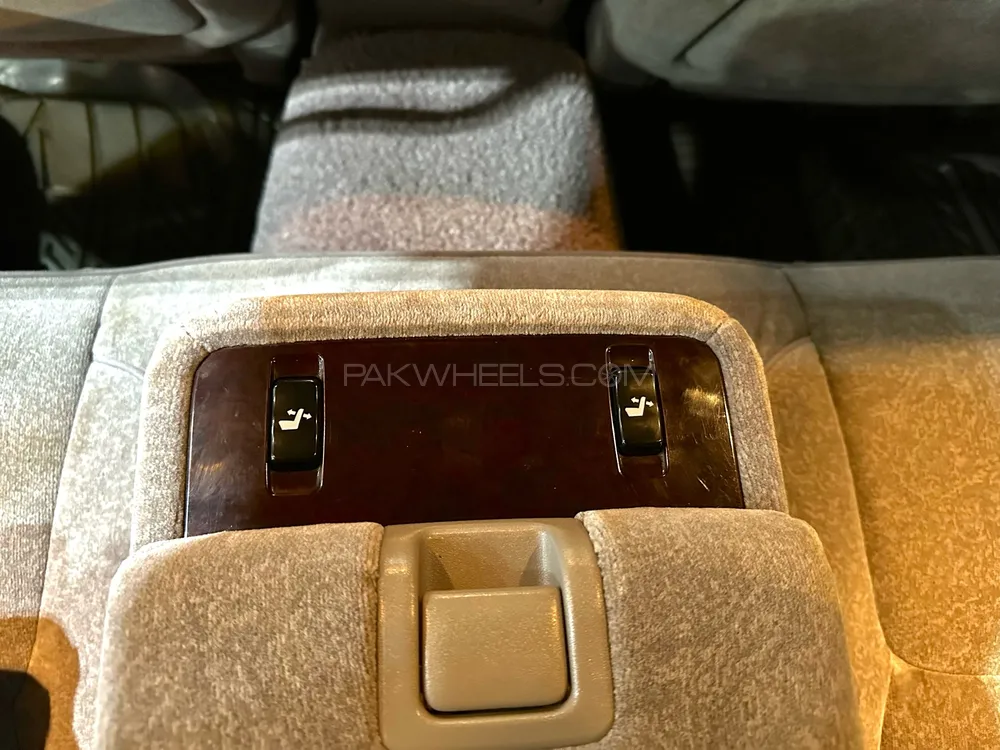 Toyota Crown 1999 for Sale in Islamabad Toyota Crown 1999 for Sale in Islamabad Image-15
