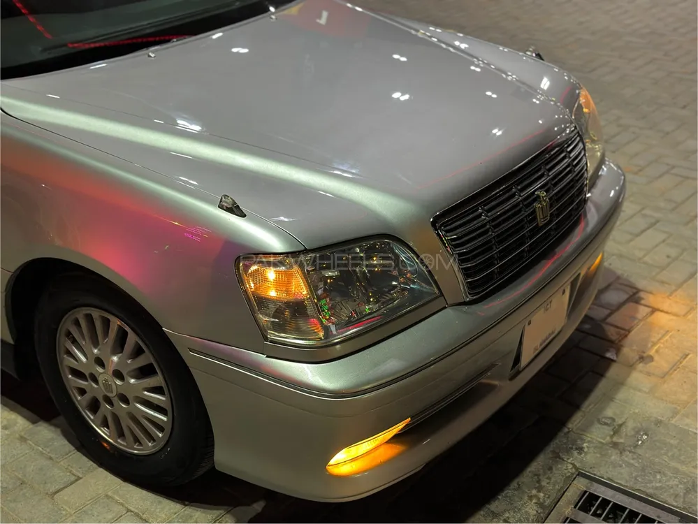 Toyota Crown 1999 for Sale in Islamabad Toyota Crown 1999 for Sale in Islamabad Image-2