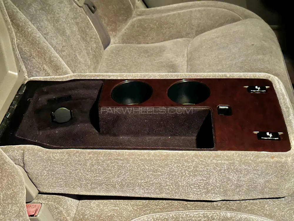 Toyota Crown 1999 for Sale in Islamabad Toyota Crown 1999 for Sale in Islamabad Image-16