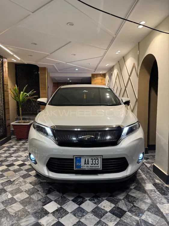 Toyota Harrier 2016 for Sale in Lahore Image-1