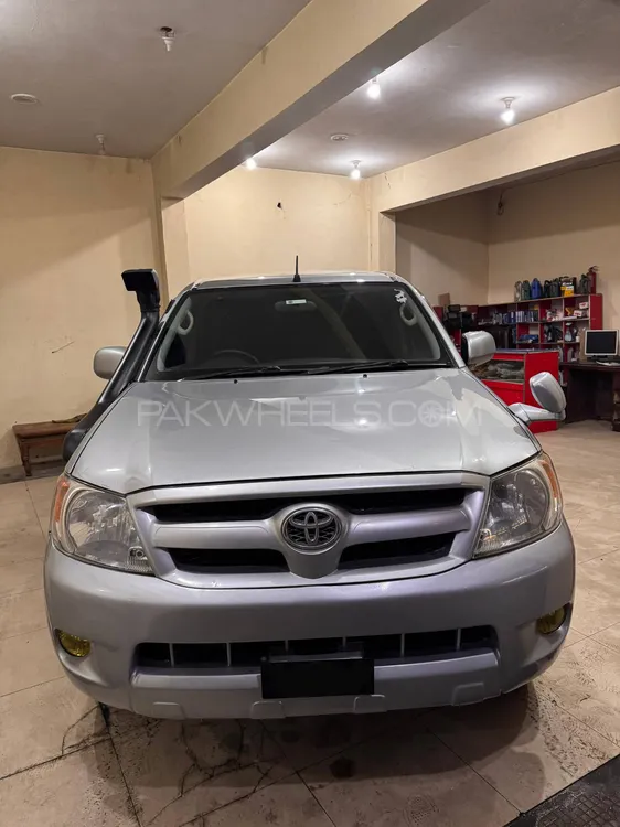 Toyota Hilux 2011 for Sale in Abbottabad Toyota Hilux 2011 for Sale in Abbottabad Image-11