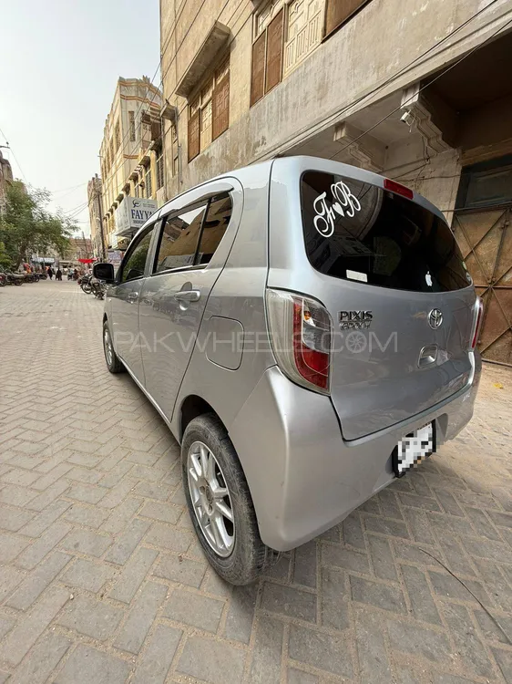Toyota Pixis Epoch 2012 for Sale in Hyderabad Image-1