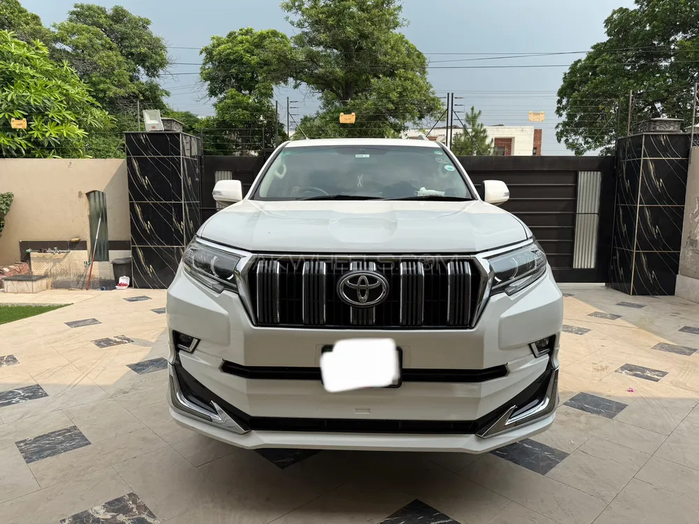 Toyota Prado 2010 for Sale in Lahore Image-1