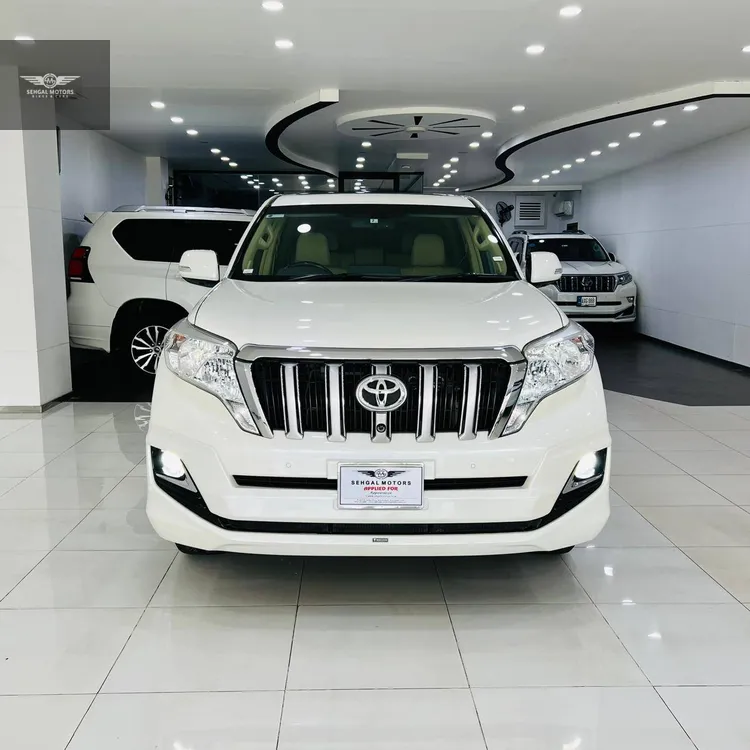 Toyota Prado 2014 for Sale in Islamabad Image-1
