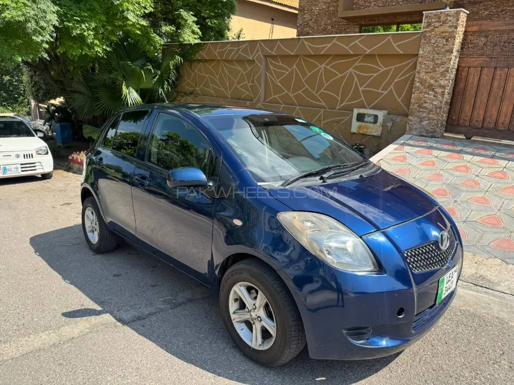Toyota Vitz 2006 for Sale in Islamabad Image-1
