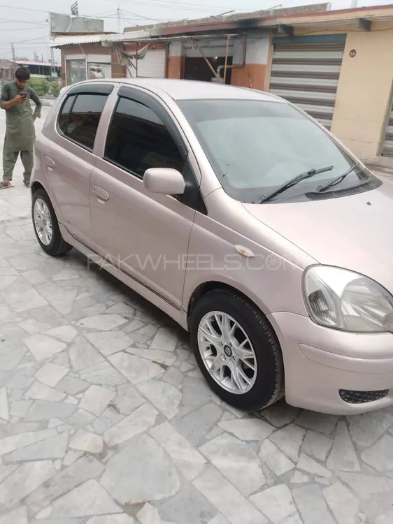 Toyota Vitz 2003 for Sale in Peshawar Image-1