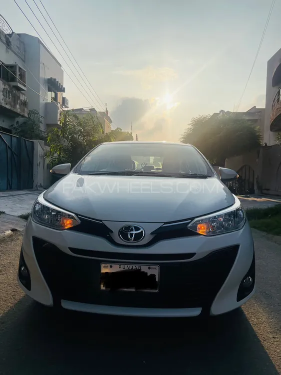 Toyota Yaris Sedan 2021 for Sale in Lahore Image-1