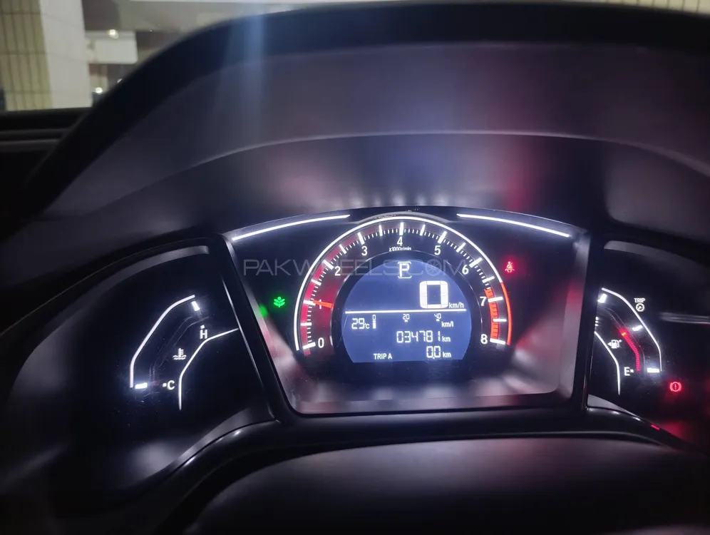 Honda Civic 2018 for Sale in Karachi Image-1