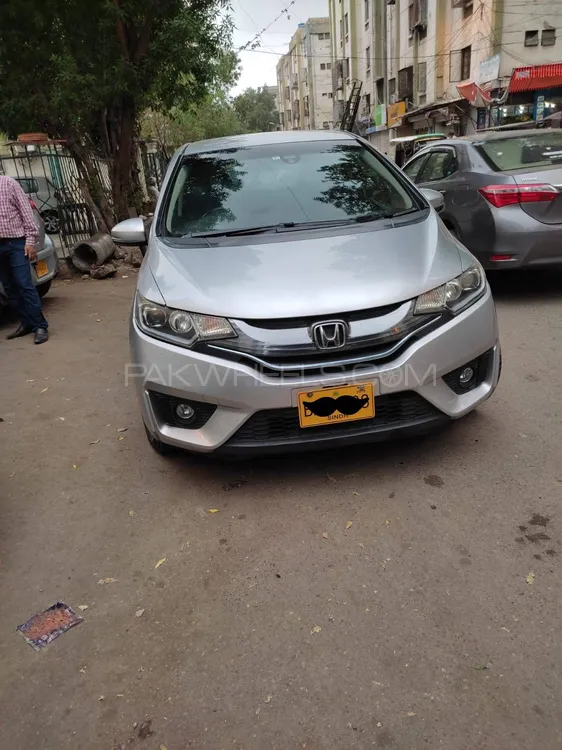 Honda Fit 2014 for Sale in Karachi Image-1