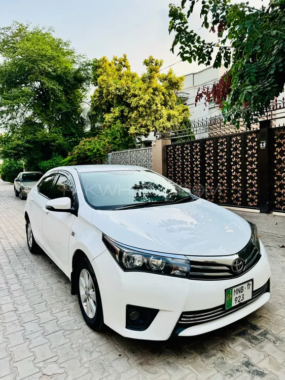 Toyota Corolla 2017 for Sale in Multan Image-1