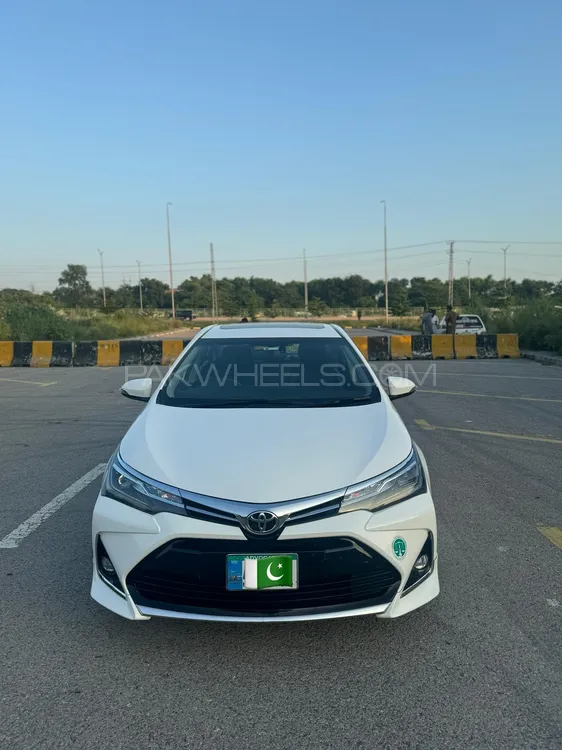 Toyota Corolla 2021 for Sale in Islamabad Image-1