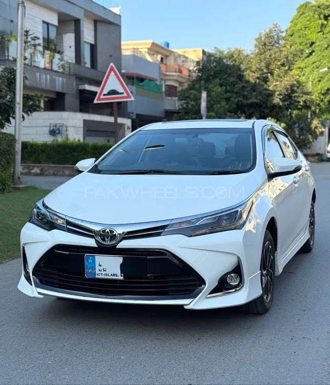 Toyota Corolla 2025 for Sale in Islamabad Image-1
