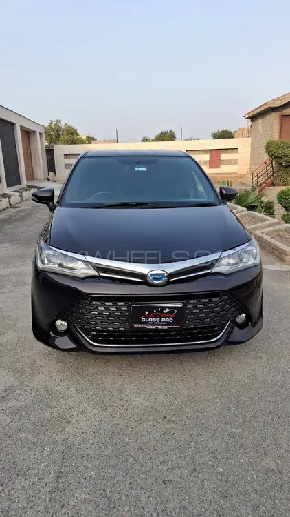 Toyota Corolla Fielder 2015 for Sale in Peshawar Image-1