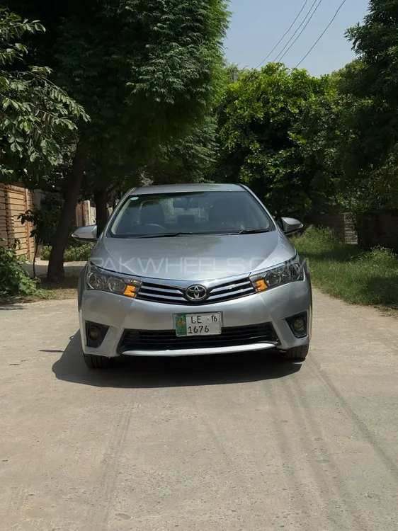 Toyota Corolla 2015 for Sale in Lahore Image-1