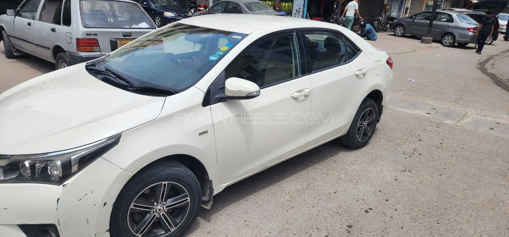 Toyota Corolla 2014 for Sale in Karachi Image-1