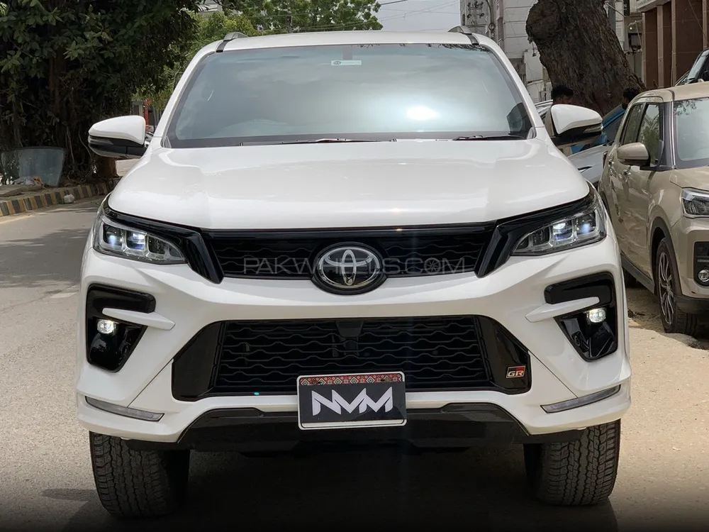 Toyota Fortuner 2024 for Sale in Karachi Image-1