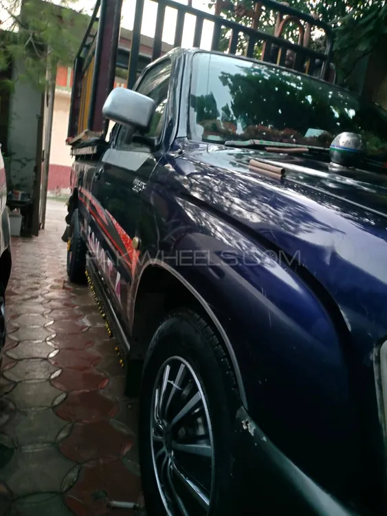 Toyota Hilux 2002 for Sale in Peshawar Image-1
