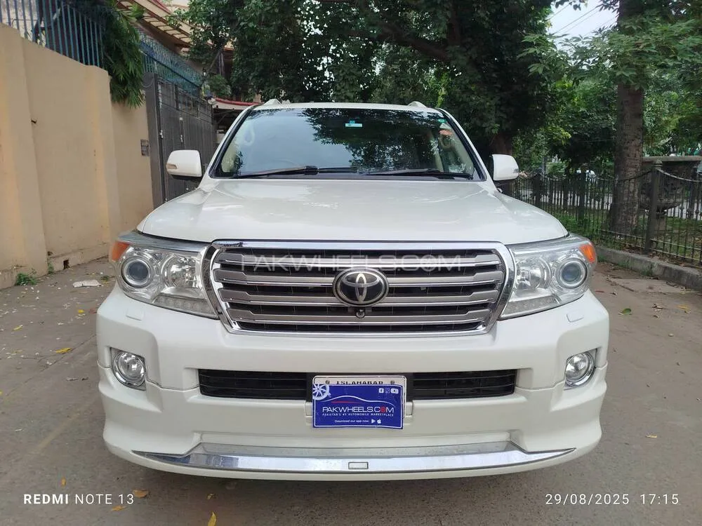 Toyota Land Cruiser 2013 for Sale in Lahore Image-1