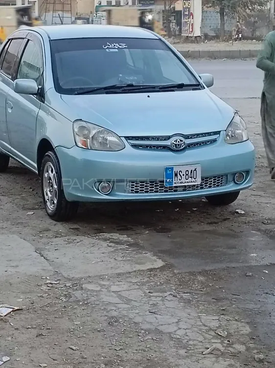 Toyota Platz 2005 for Sale in Lahore Image-1