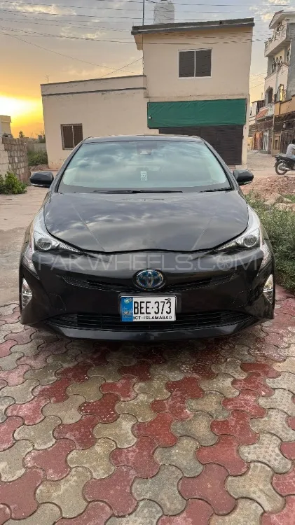Toyota Prius 2016 for Sale in Islamabad Image-1