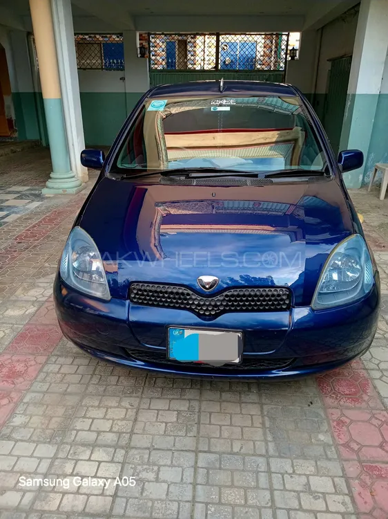 Toyota Vitz 2001 for Sale in Abbottabad Image-1