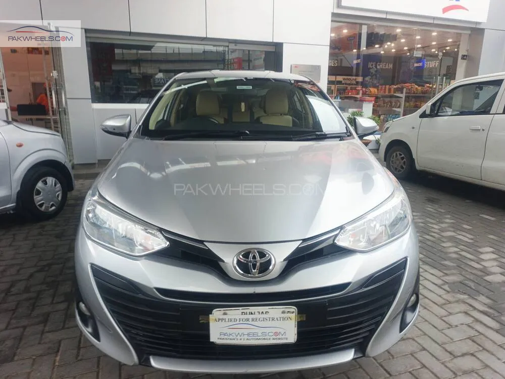 ٹویوٹا یارس سیڈان 2021 for Sale in لاہور Image-1