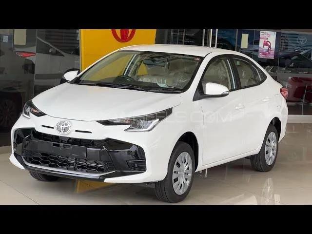 Toyota Yaris Sedan 2025 for Sale in Karachi Image-1