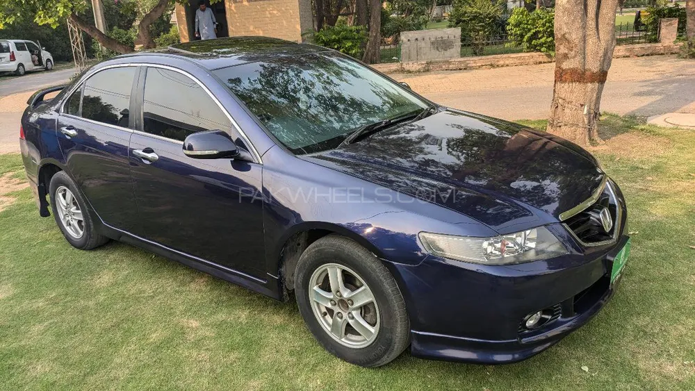 Honda Accord 2003 for Sale in Lahore Image-1