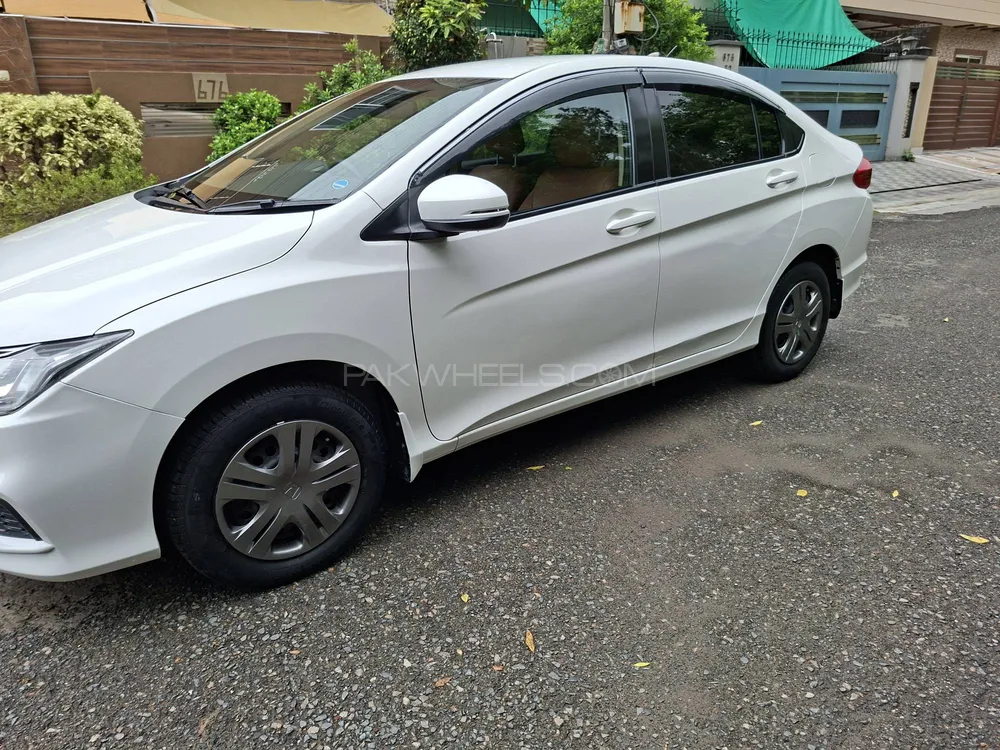 Honda City 2021 for Sale in Lahore Image-1