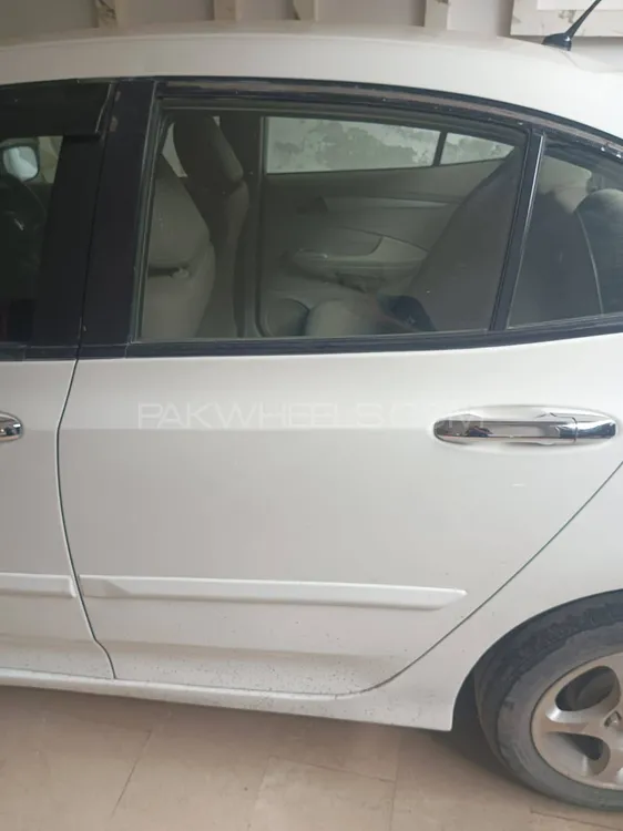 Honda City 2017 for Sale in Faisalabad Image-1