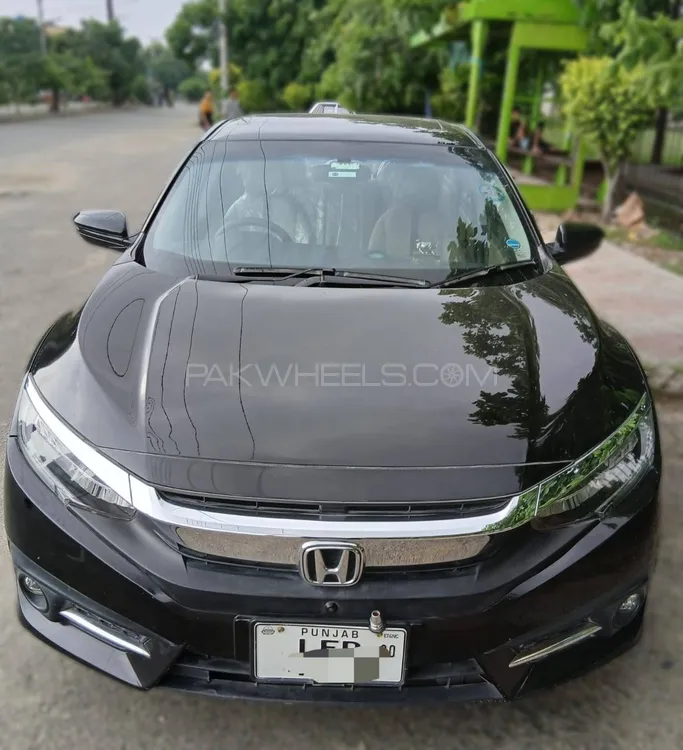 Honda Civic 2020 for Sale in Lahore Image-1