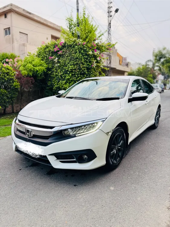 Honda Civic 2020 for Sale in Lahore Image-1